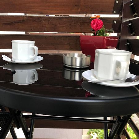 בוקרשט Romexpo Apartment Luxury - Aproape De Centru Si Parc Herastrau! מראה חיצוני תמונה