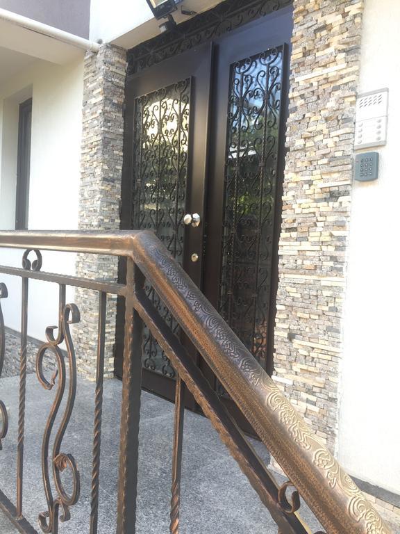 בוקרשט Romexpo Apartment Luxury - Aproape De Centru Si Parc Herastrau! מראה חיצוני תמונה