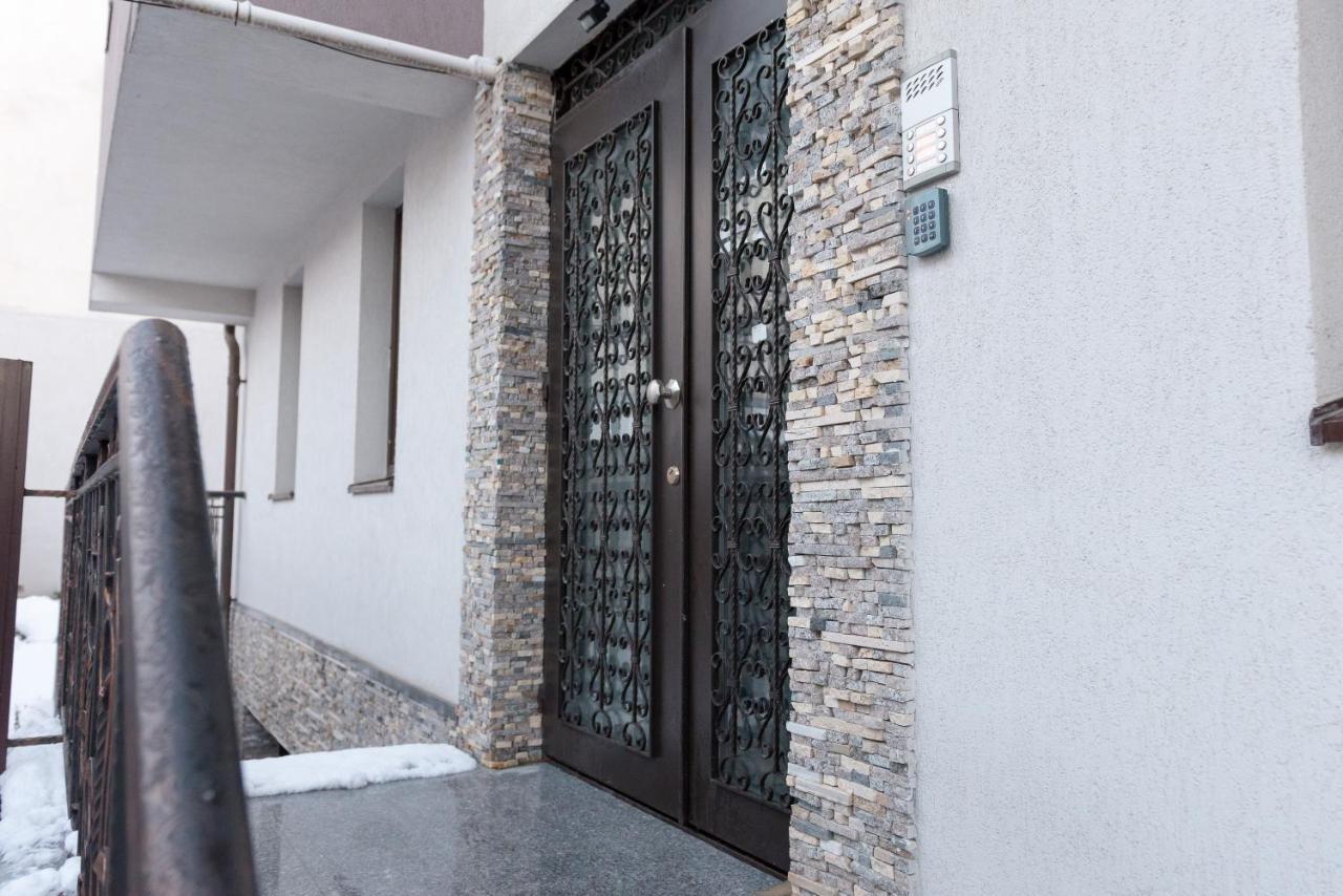 בוקרשט Romexpo Apartment Luxury - Aproape De Centru Si Parc Herastrau! מראה חיצוני תמונה