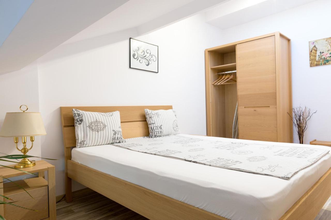 בוקרשט Romexpo Apartment Luxury - Aproape De Centru Si Parc Herastrau! מראה חיצוני תמונה